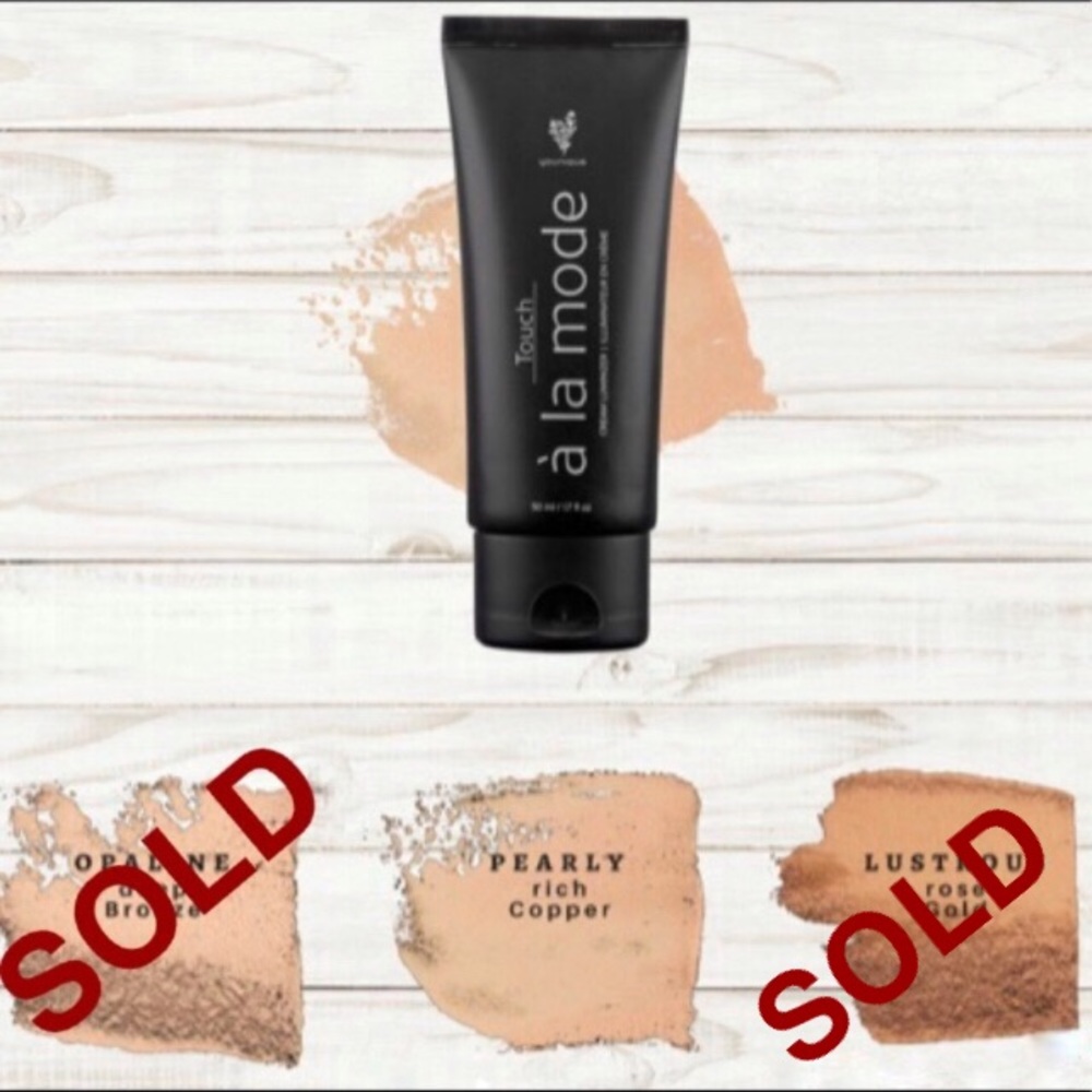 Younique Bronzer For Face & Body Liquid Pearly